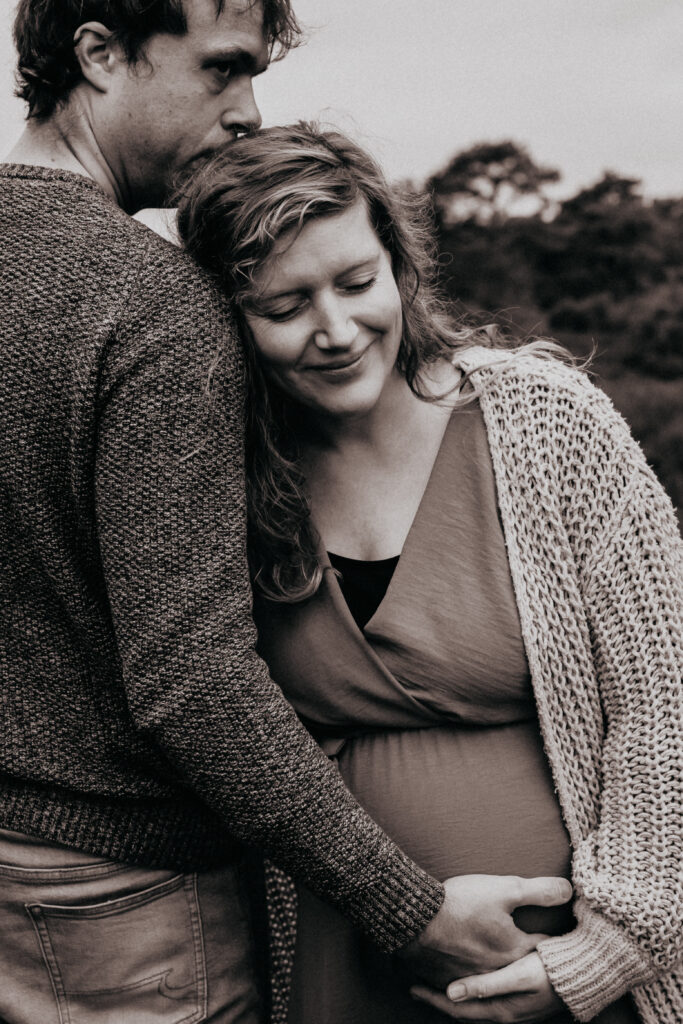 Zwangerschapsshoot op de drentse heide